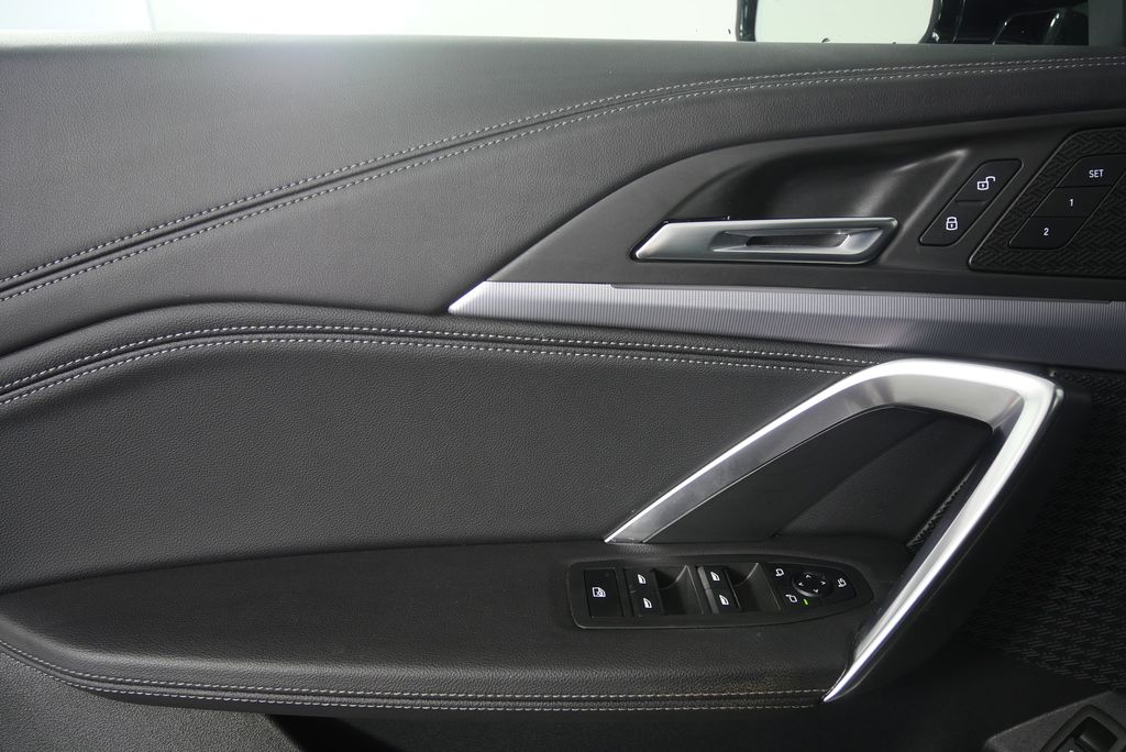 Thumbnail: 2023 BMW X1 - 9