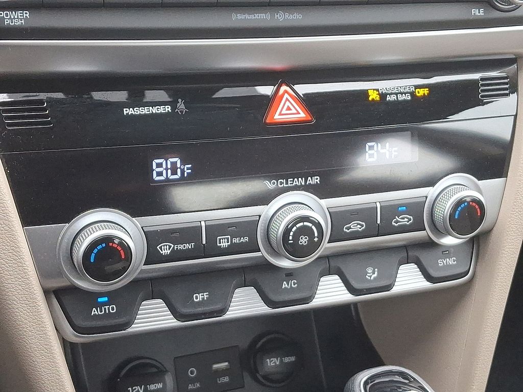 Thumbnail: 2020 Hyundai Elantra - 16