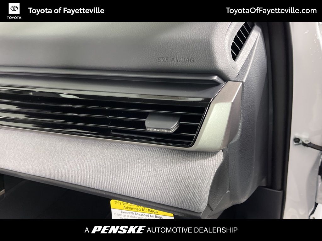 Thumbnail: 2026 Toyota Camry - 10