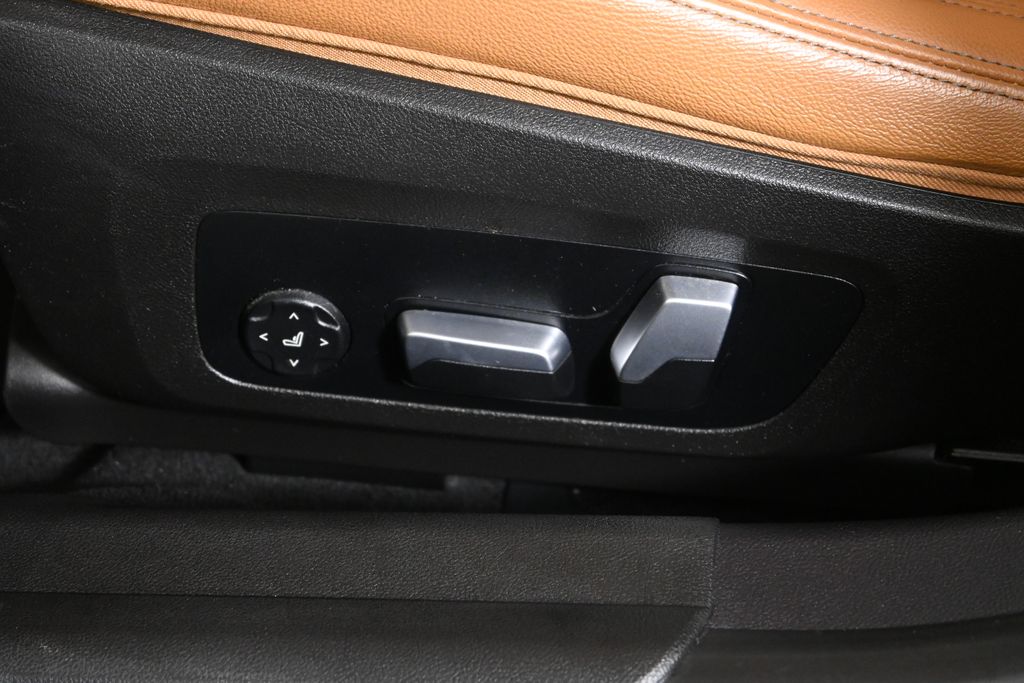 Thumbnail: 2023 BMW 3 Series - 27