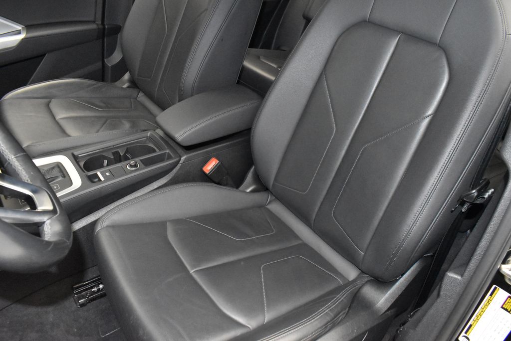 Thumbnail: 2023 Audi Q3 - 15