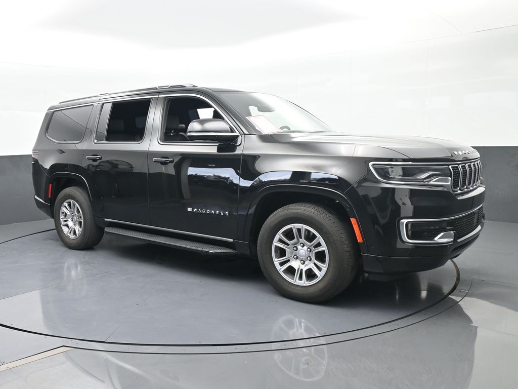 Used 2024 Diamond Black Crystal Pearlcoat Jeep Base image 8