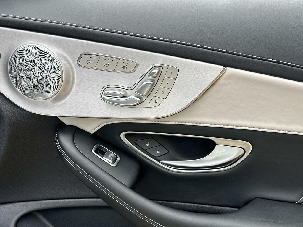 Thumbnail: 2021 Mercedes-Benz C-Class - 21