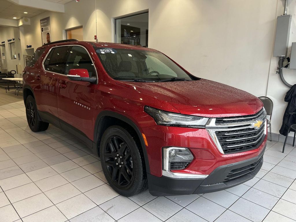 Radiant Red Tintcoat 2023 Chevrolet Traverse SUV / Crossover Four-Wheel Drive 9-Speed Automatic