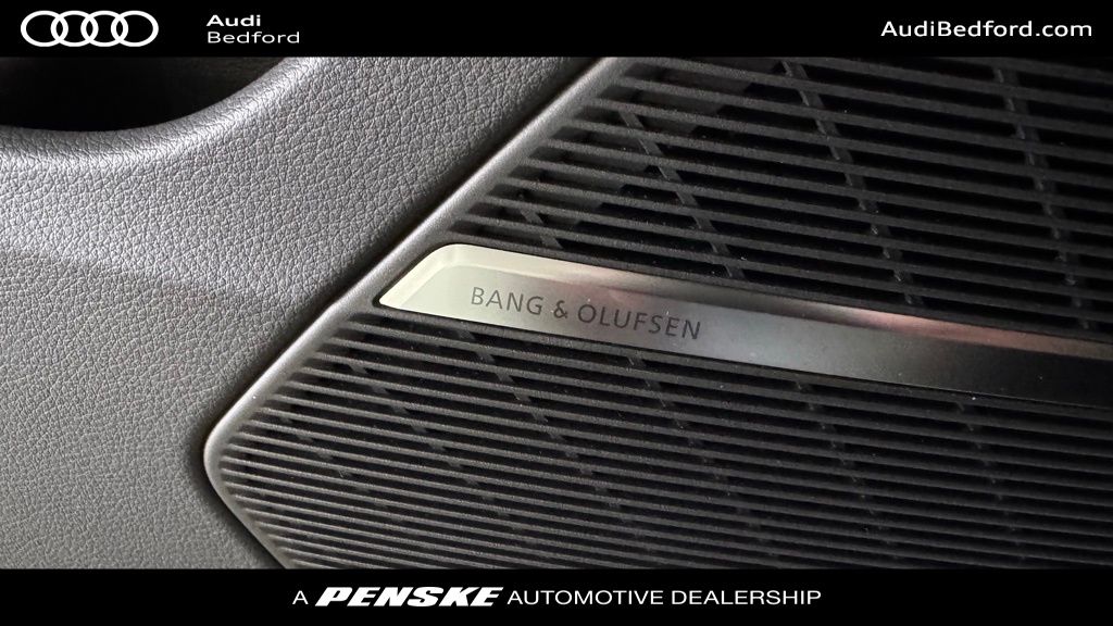 Thumbnail: 2026 Audi Q8 - 13