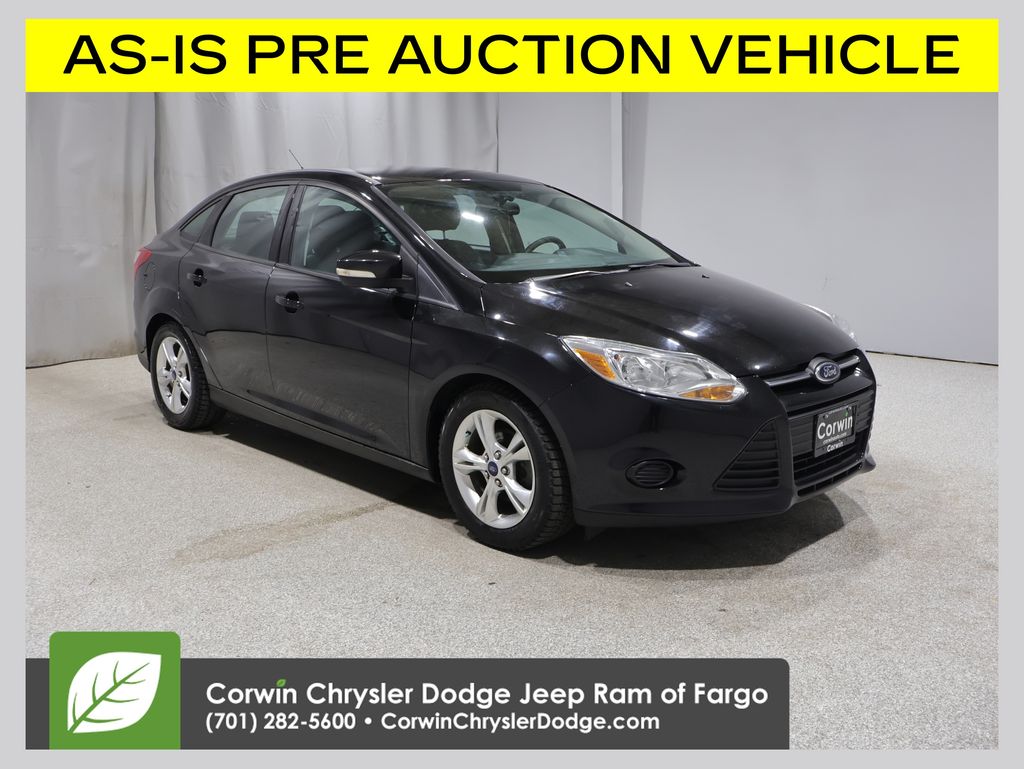 Tuxedo Black Metallic 2014 Ford Focus SE Sedan Front-Wheel Drive 6-Speed Automatic