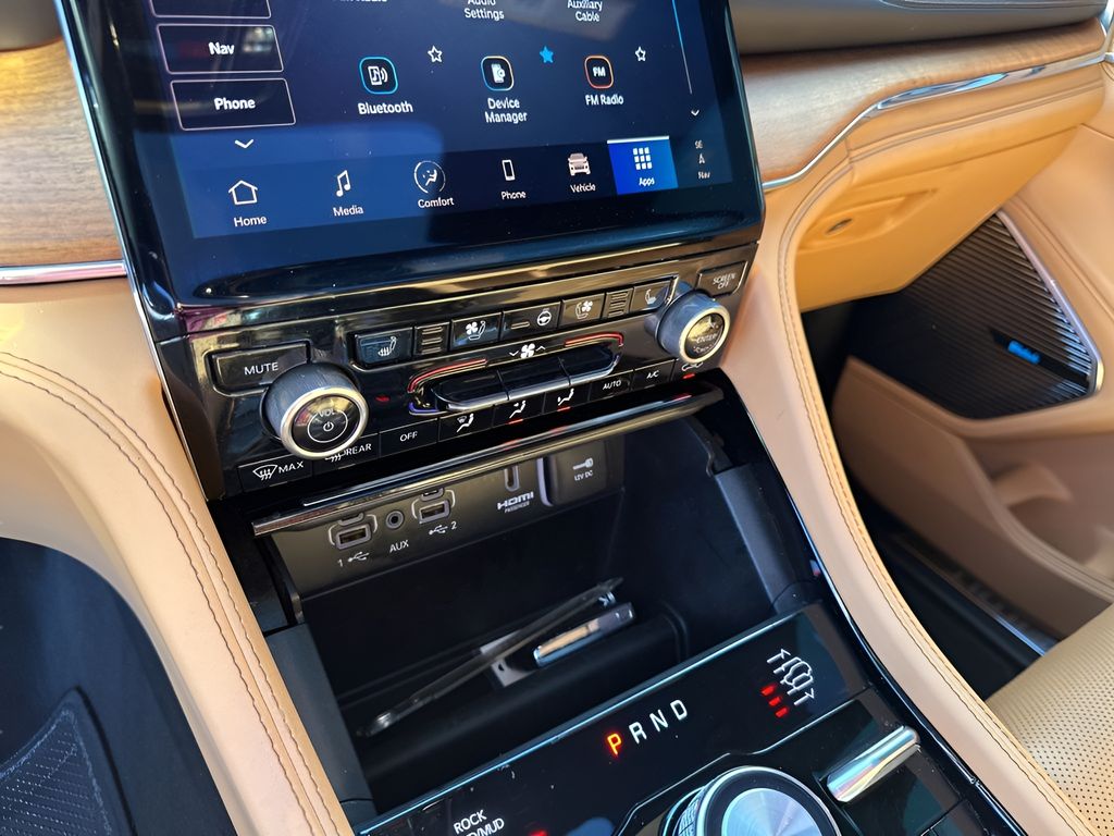 Used Car 2024 Jeep Grand Cherokee  Summit For Sale Under $50,000 In Austin, Texas