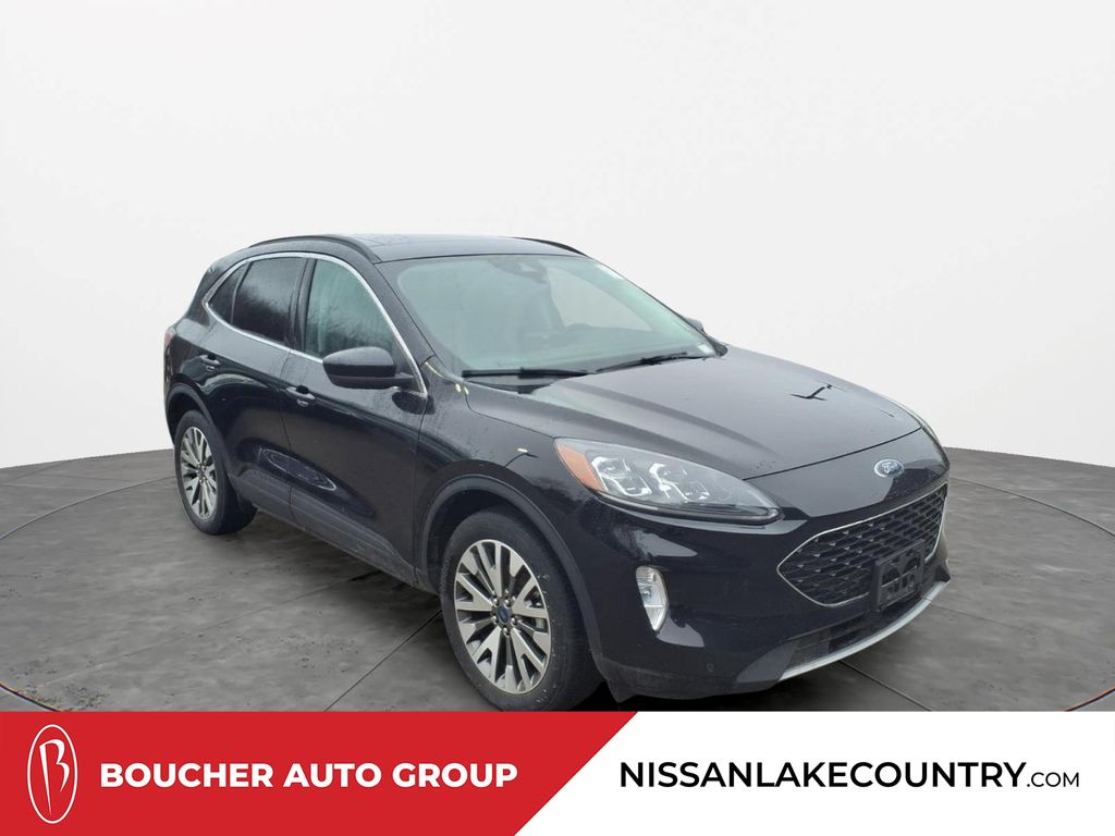 2022 Ford Escape Titanium
