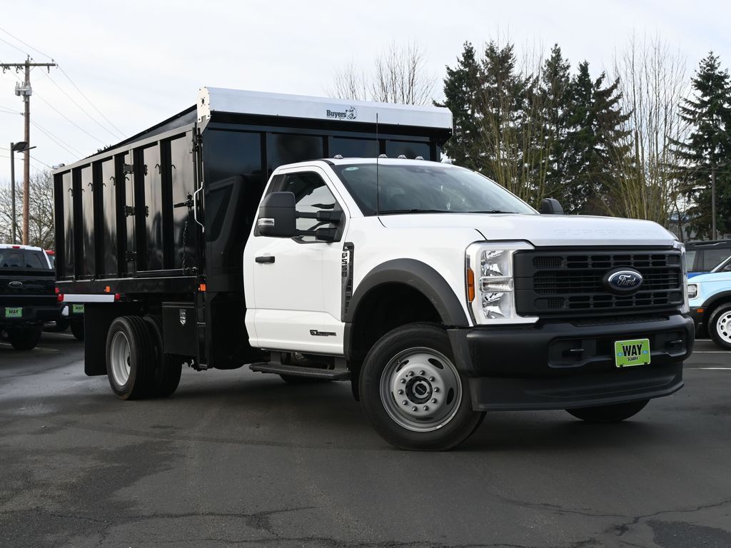 2025 Ford F-550 Chassis XL