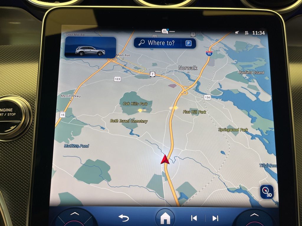 Thumbnail: 2025 Mercedes-Benz GLC - 17