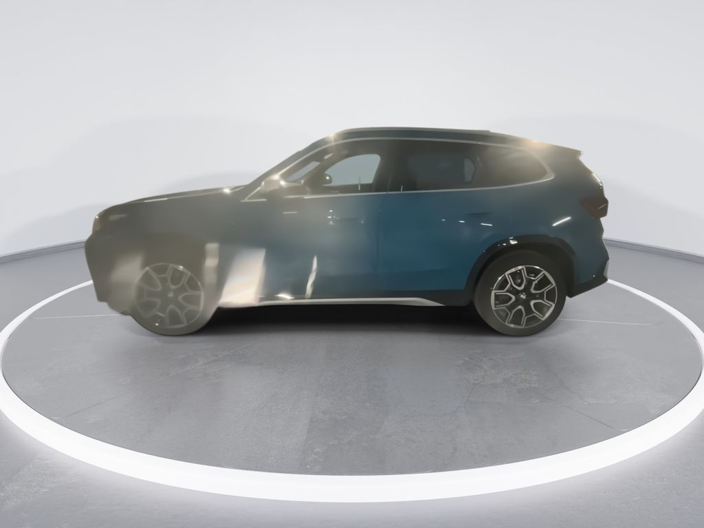 Thumbnail: 2023 BMW X1 - 5
