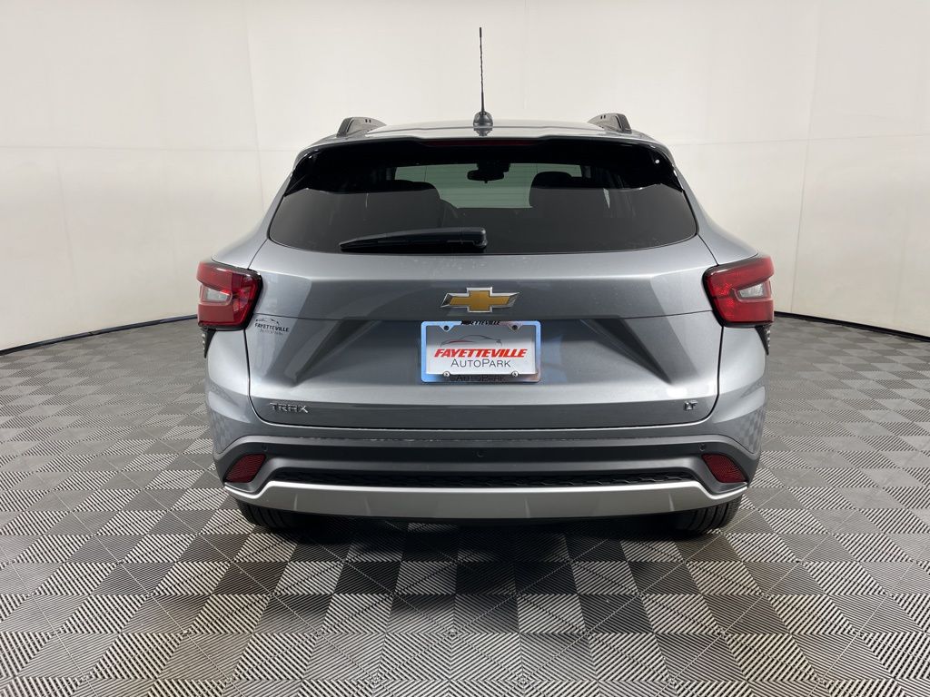 Thumbnail: 2025 Chevrolet Trax - 4