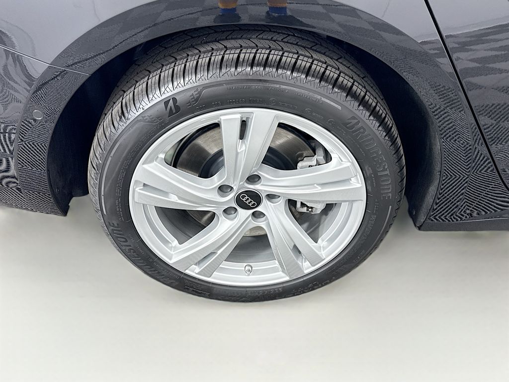 Thumbnail: 2025 Audi A5 - 32