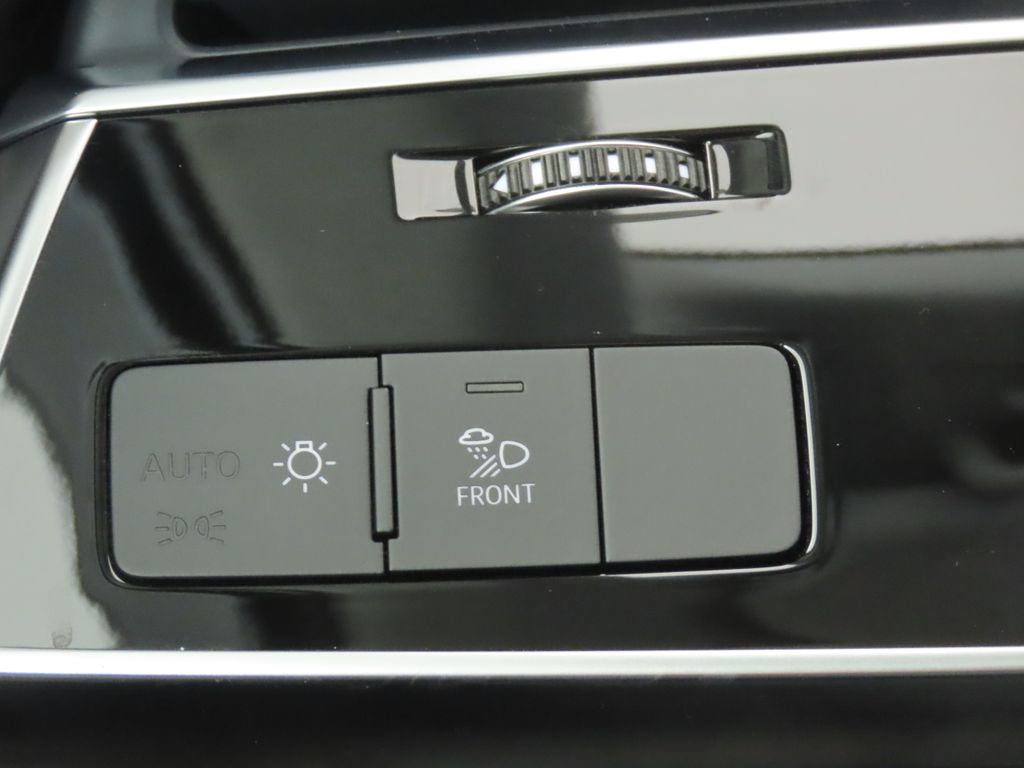 Thumbnail: 2022 Audi Q7 - 19