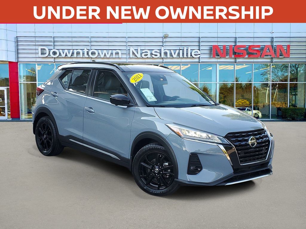 2021 Nissan Kicks SR FWD