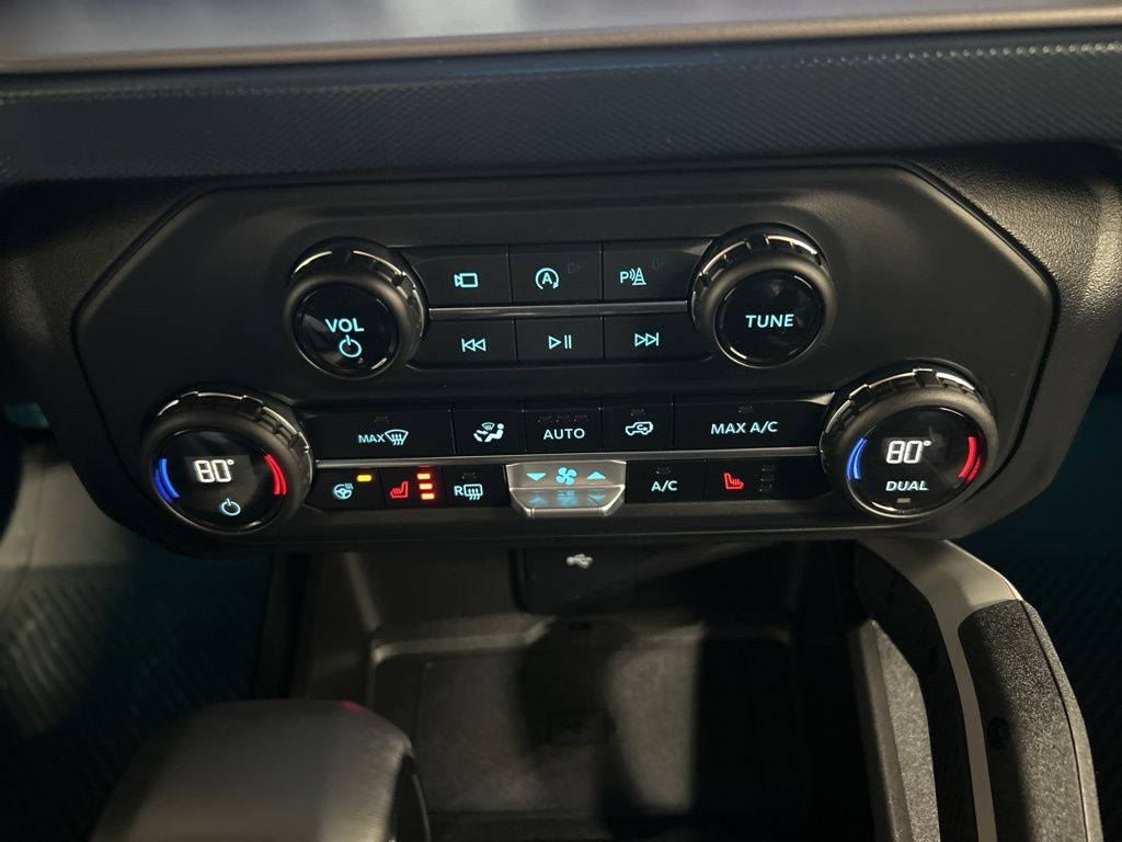 used 2023 Ford Bronco car, priced at $41,925