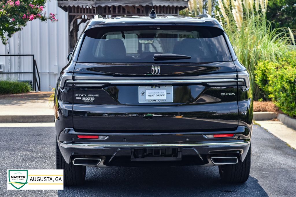 Used 2025 Buick Enclave SUV