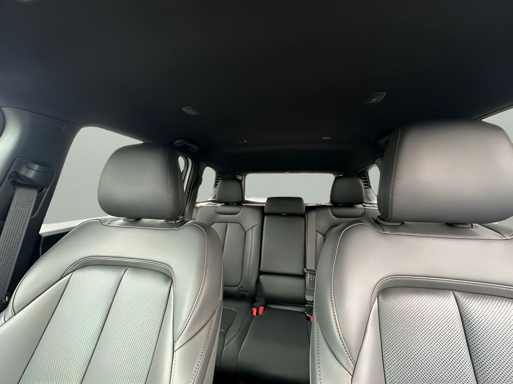2026 Jeep Cherokee Limited - Photo 38