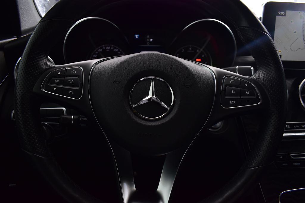 Thumbnail: 2019 Mercedes-Benz GLC - 17