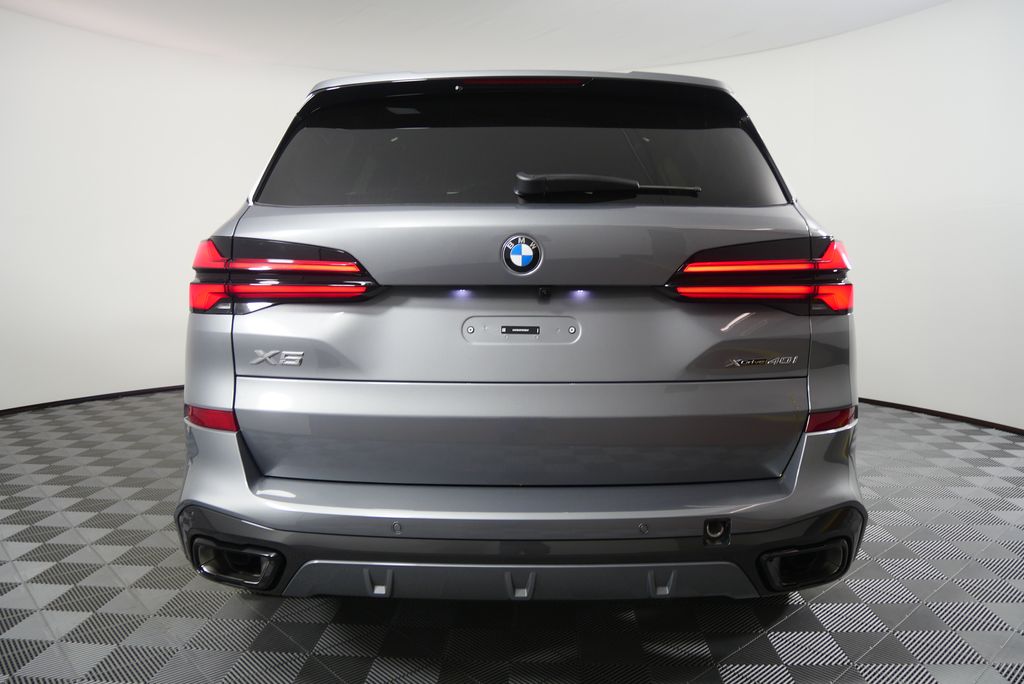 Thumbnail: 2026 BMW X5 - 4