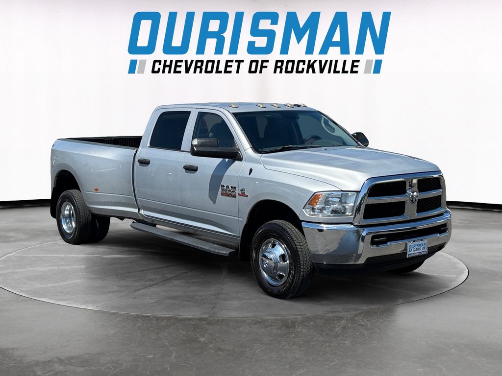 2017 RAM 3500 Tradesman Crew Cab LB DRW 4WD