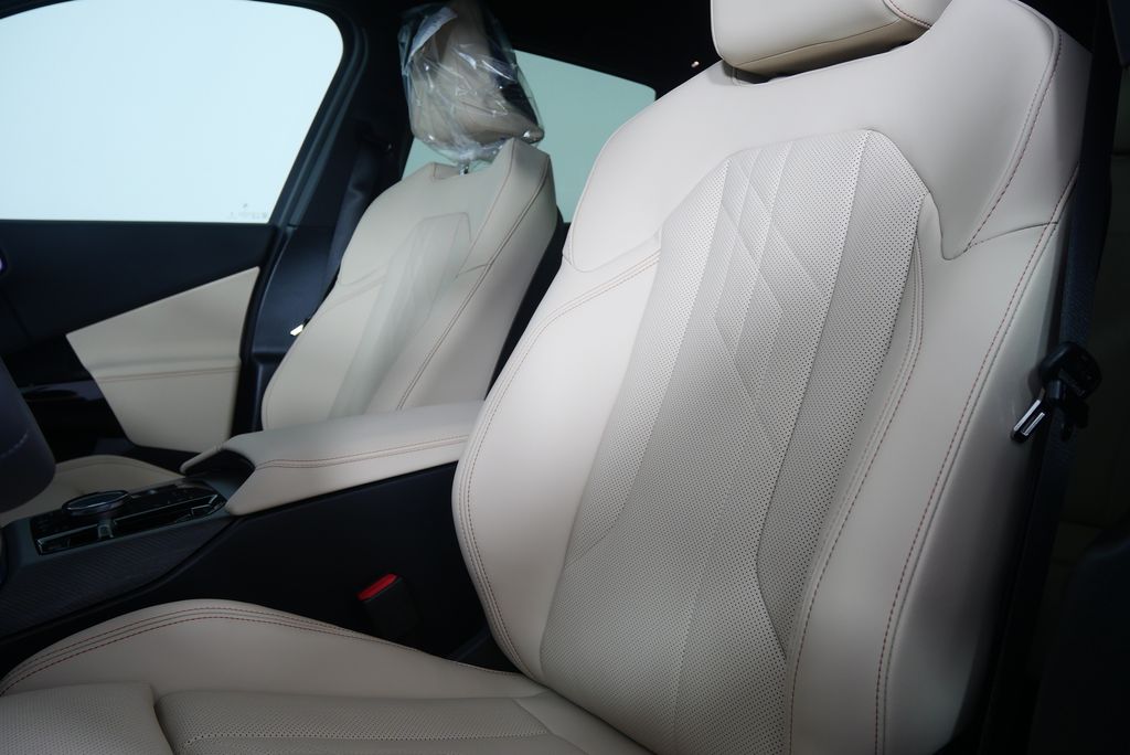 Thumbnail: 2026 BMW X3 - 10