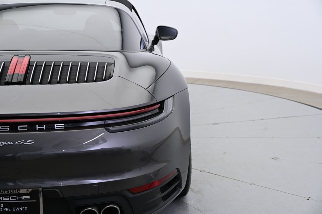 2021 Porsche 911 Targa 4S 12