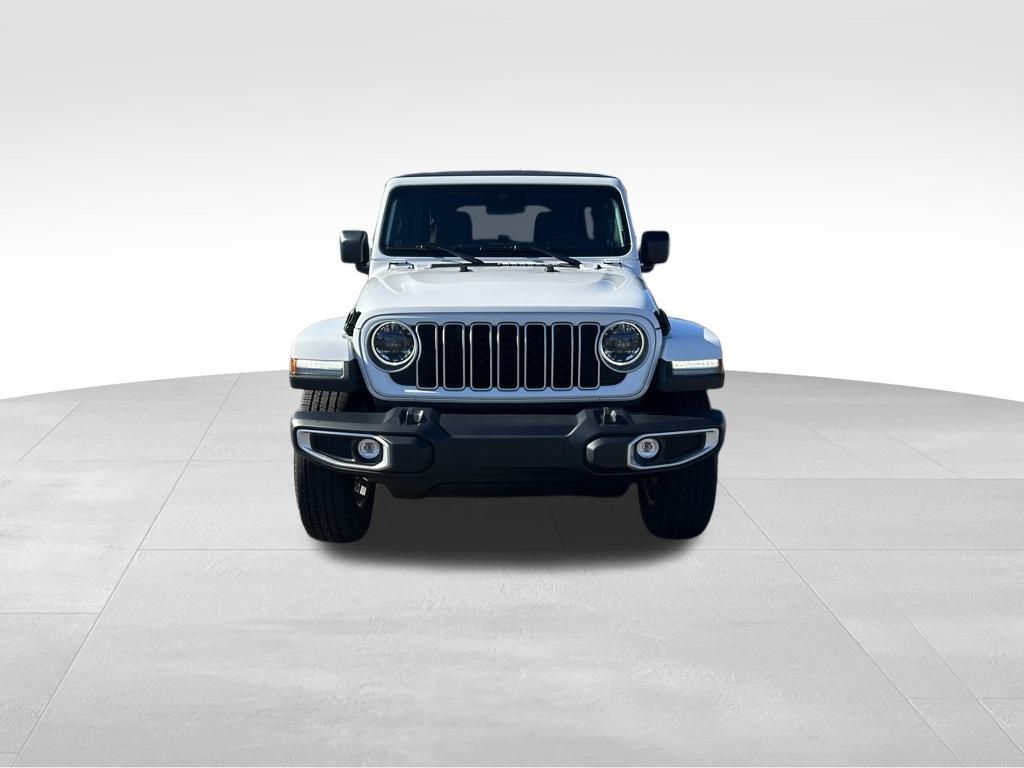 Used 2024 White Jeep Sahara image 8
