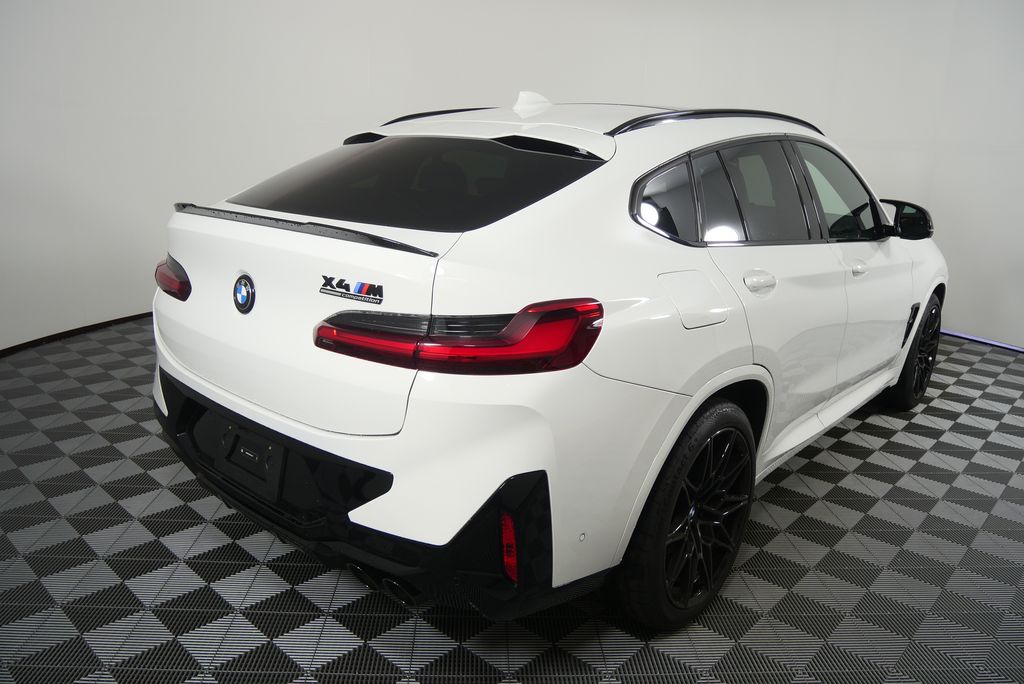 Thumbnail: 2025 BMW X4 - 4