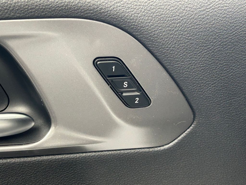 New 2026 Bright White Clearcoat Chrysler Select image 16