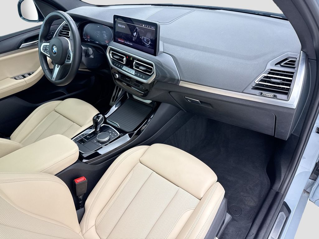 Thumbnail: 2023 BMW X3 - 16