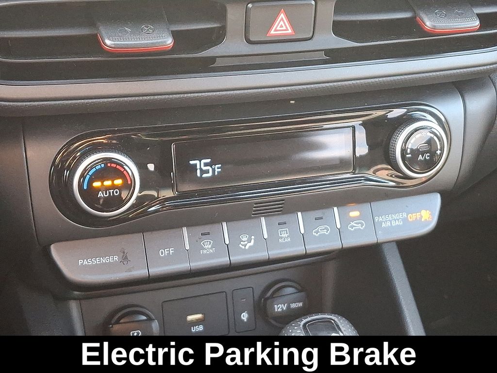 Thumbnail: 2022 Hyundai Kona - 17