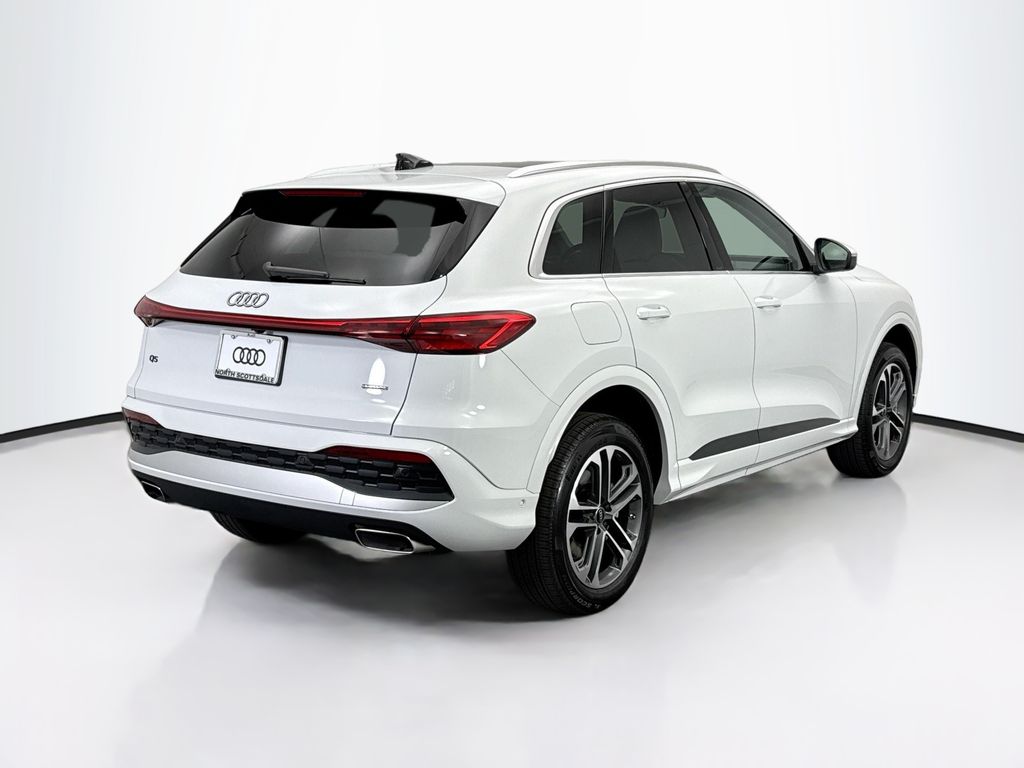 Thumbnail: 2025 Audi Q5 - 6
