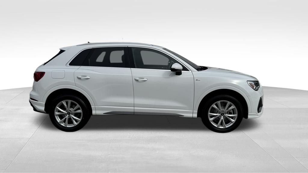 2024 Audi Q3 Premium 45 TFSI S line quattro Tiptronic