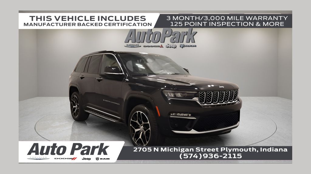 Diamond Black Crystal Pearlcoat 2022 Jeep Grand Cherokee SUV / Crossover Four-Wheel Drive 8-Speed Automatic