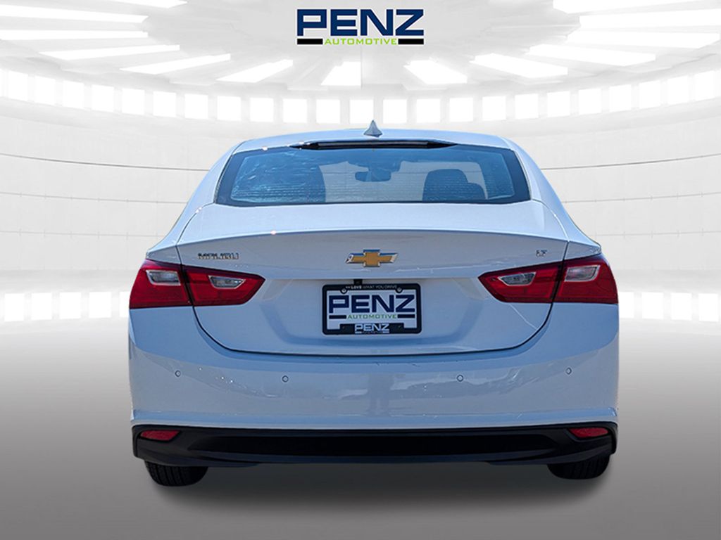 2024 Summit White Chevrolet Malibu LT FWD Sedan