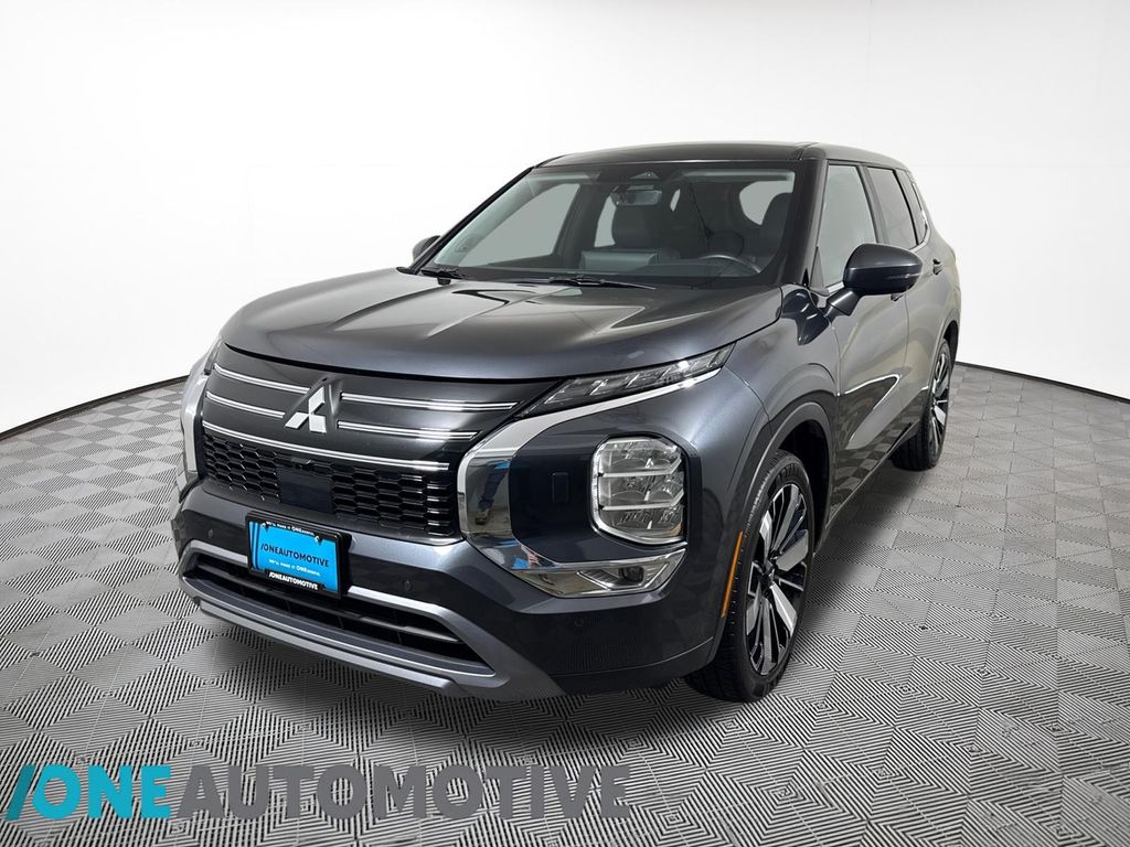 2025 Mitsubishi Outlander SE FWD