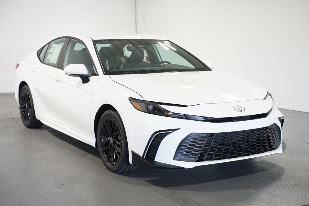Thumbnail: 2026 Toyota Camry - 3