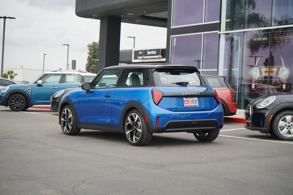 2025 MINI Cooper S  3