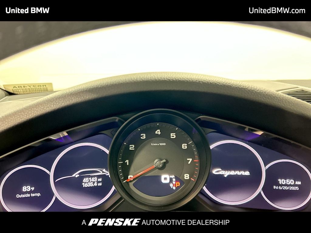 Thumbnail: 2023 Porsche Cayenne - 15