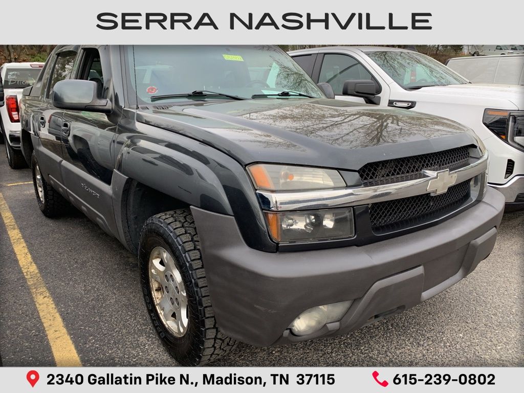 Dark Gray Metallic 2003 Chevrolet Avalanche 1500 4WD Pickup Truck Four-Wheel Drive 4-Speed Automatic Overdrive