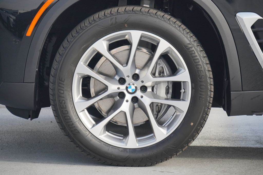 2025 BMW X5 sDrive40i 5