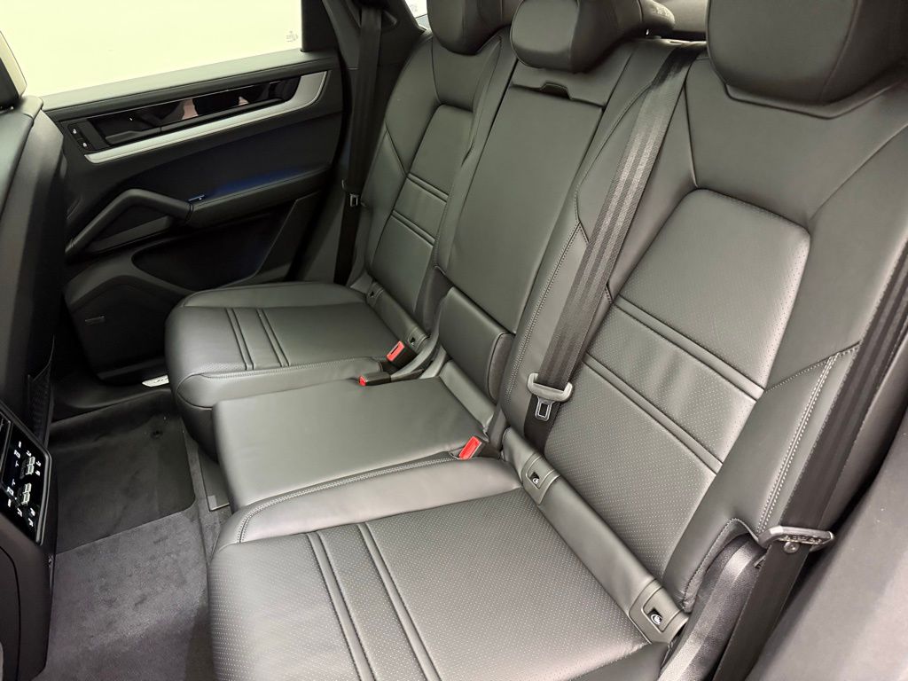 Thumbnail: 2026 Porsche  - 25