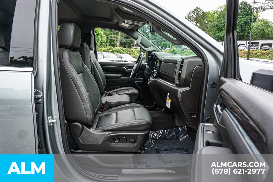 Used 2026 Gray Chevrolet LTZ image 23