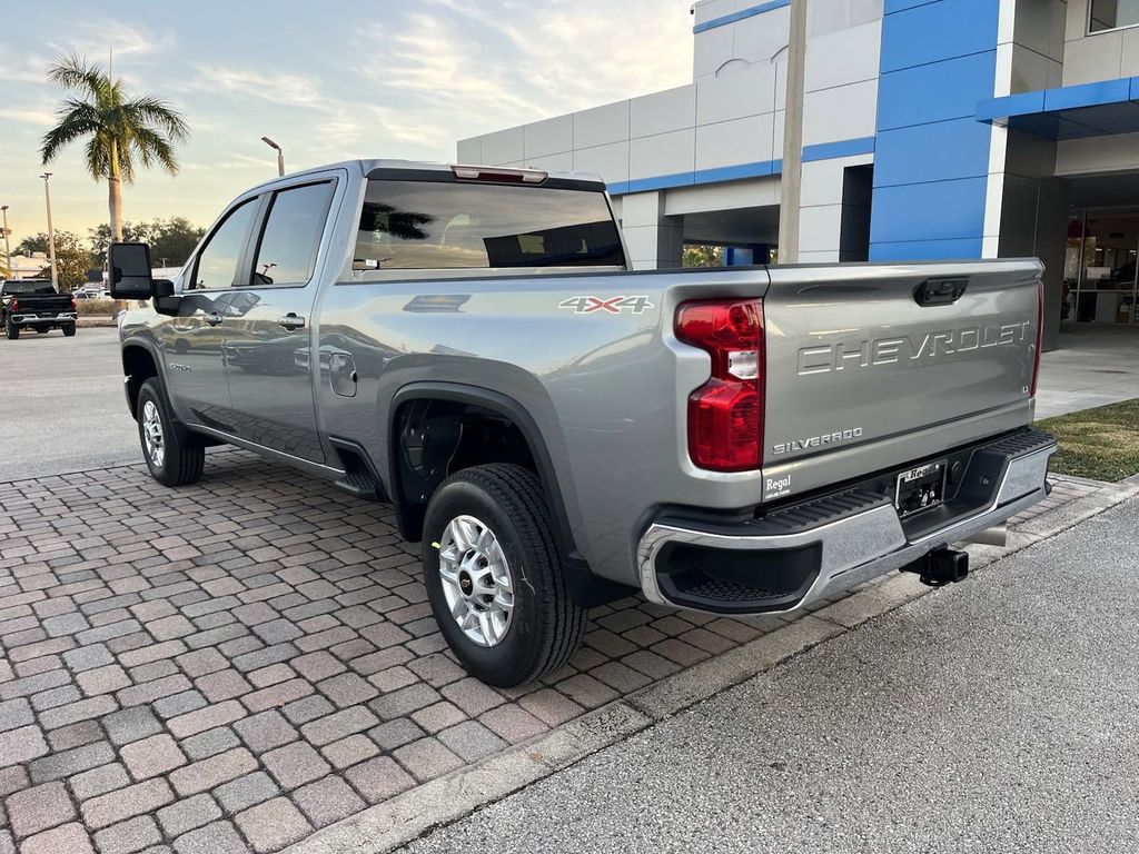 2025 Chevrolet Silverado 2500HD LT 4