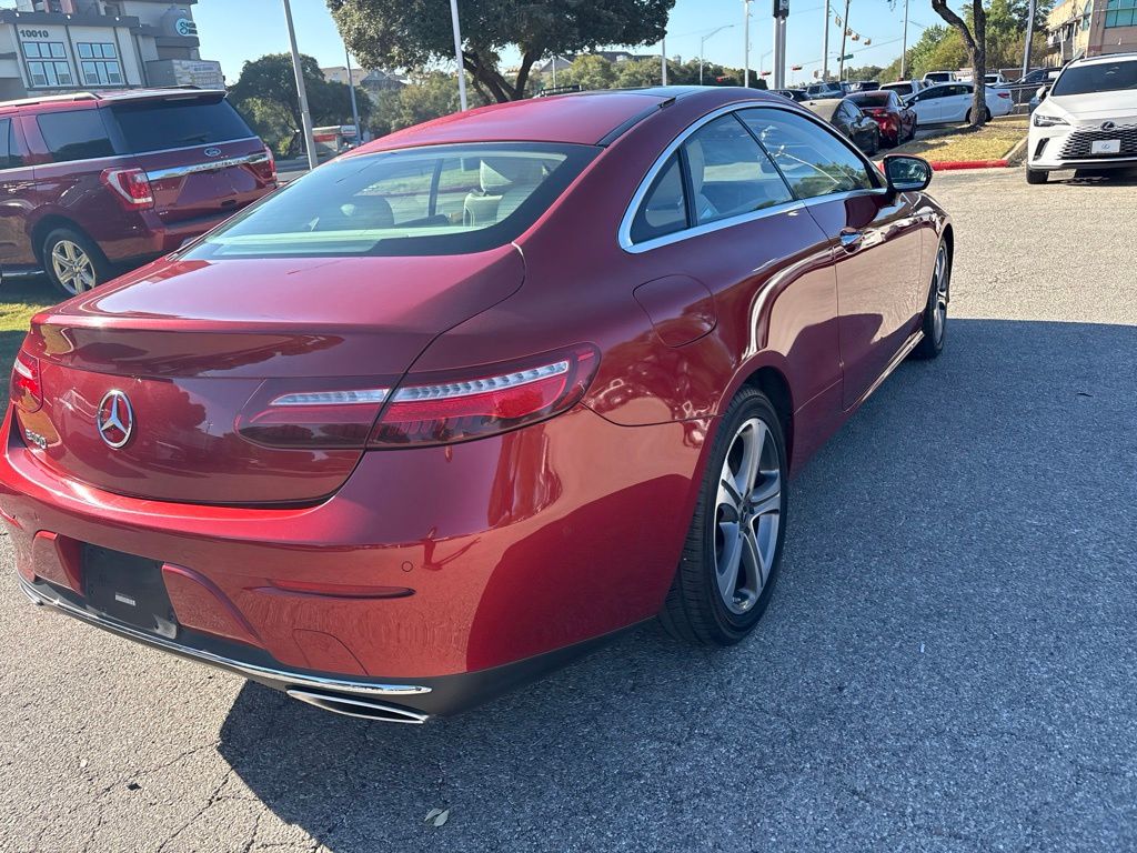 Thumbnail: 2018 Mercedes-Benz E-Class - 4