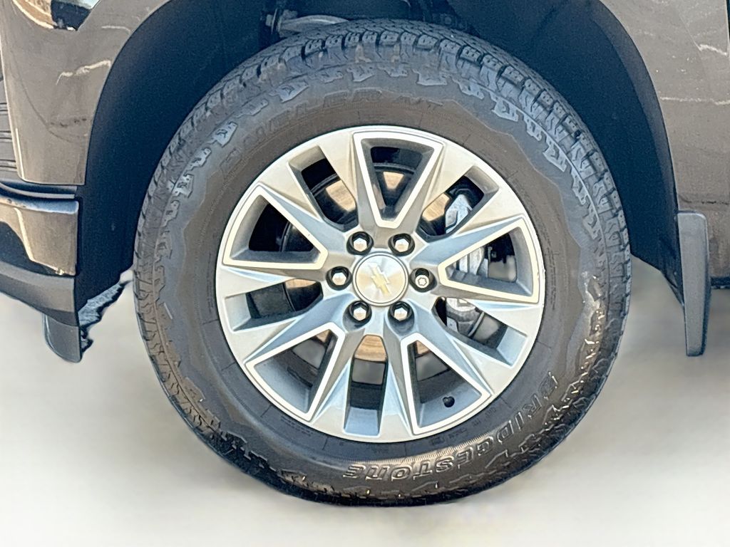 Thumbnail: 2021 Chevrolet Silverado 1500 - 29