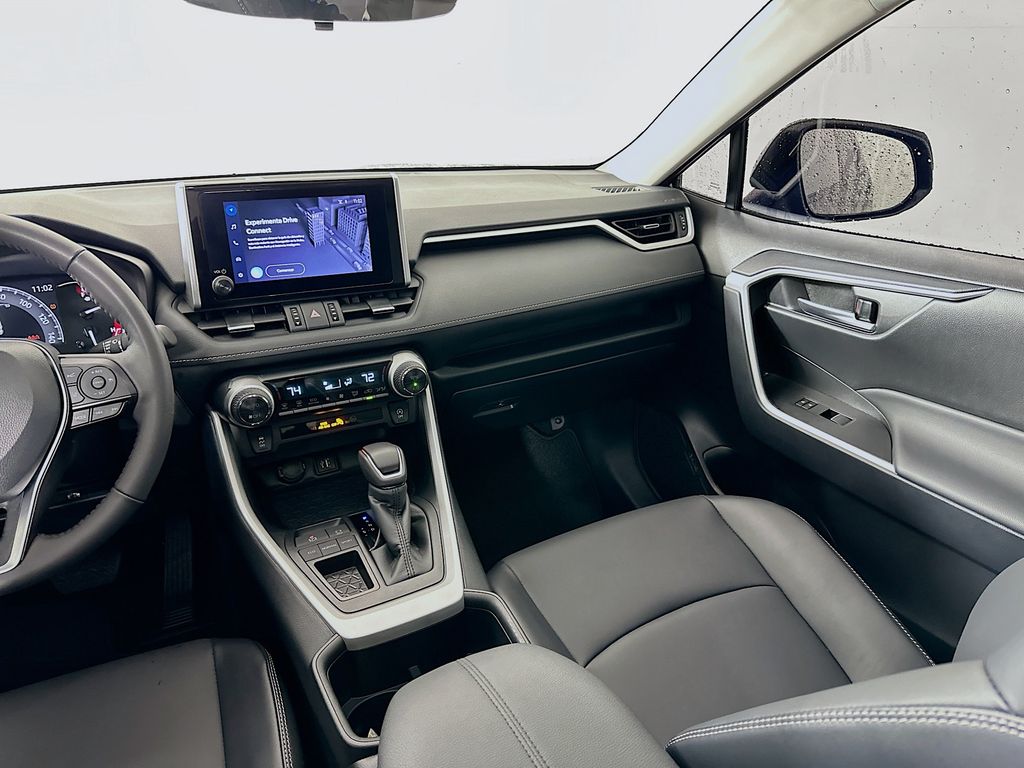 Thumbnail: 2025 Toyota RAV4 - 23