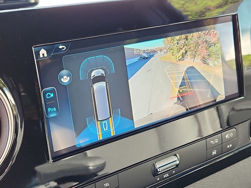 Thumbnail: 2025 Mercedes-Benz Sprinter - 14