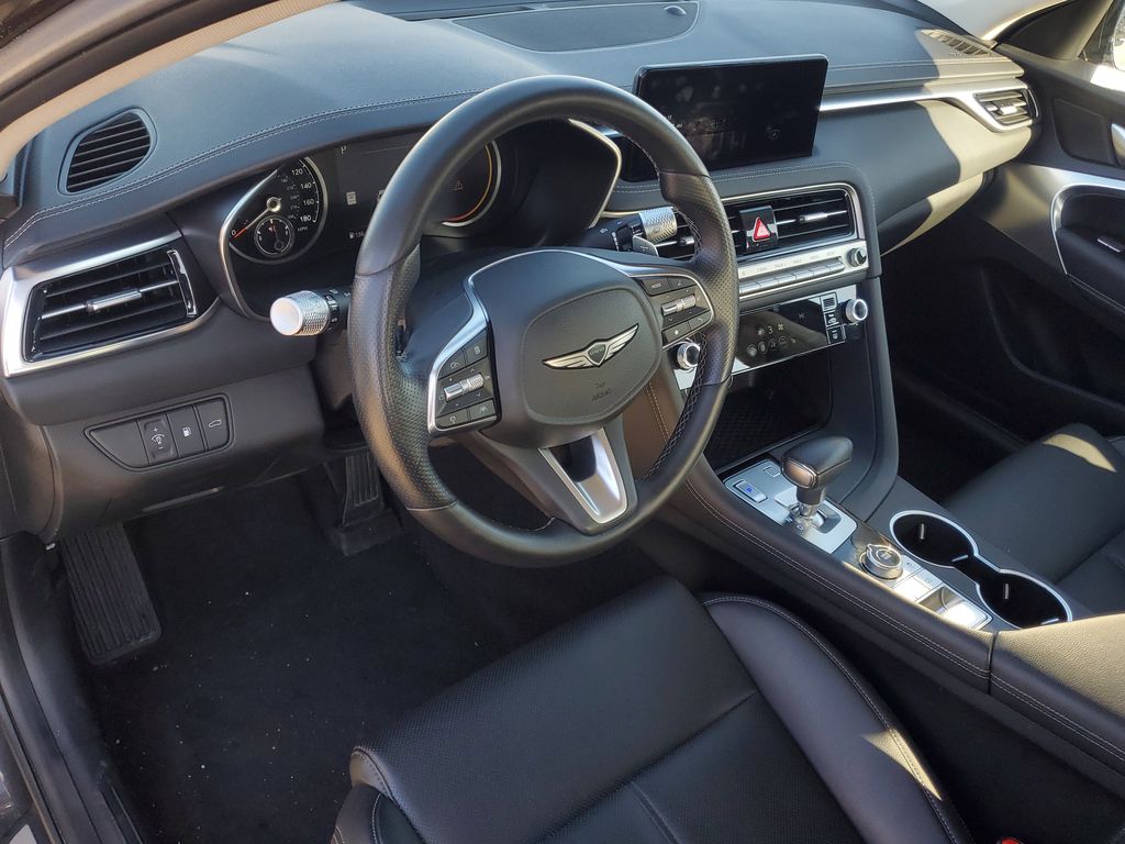 View vehicle photo 5
